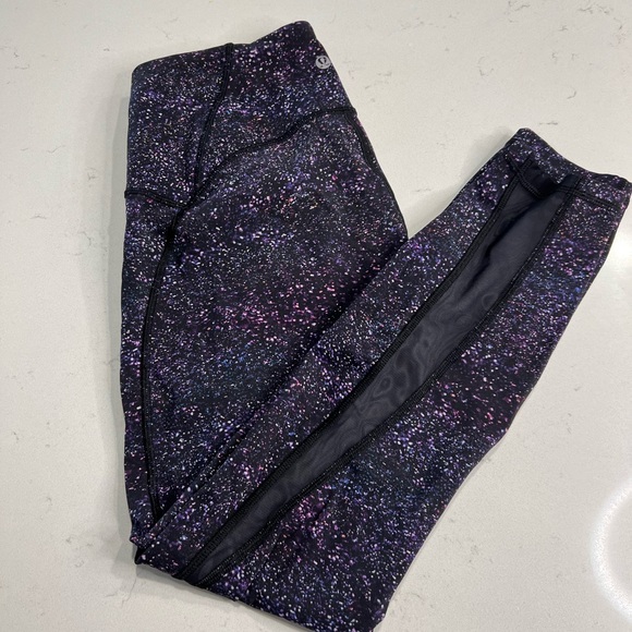 PERFECT Condition** Lululemon Wunder Under High Rise Galaxy Legging- Size 6 - Picture 4 of 7